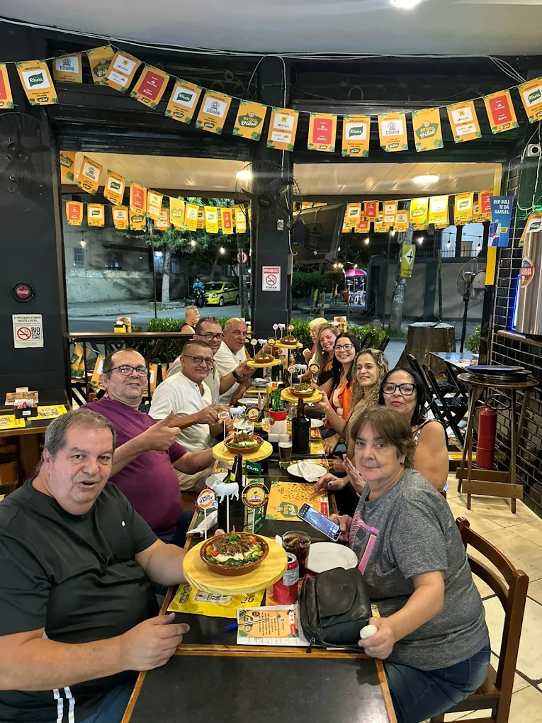 Família e amigos no Galeto e Picanha
