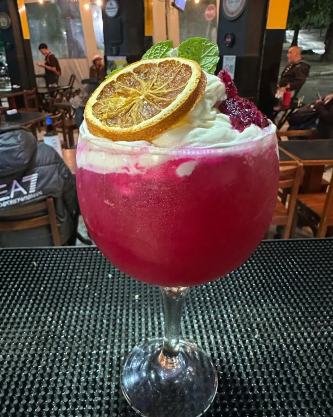 Sucos naturais e bebidas refrescantes